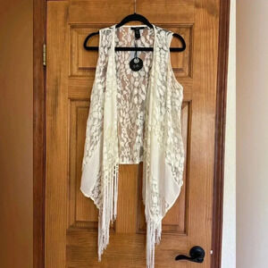 Buckle Lace Fringe Vest